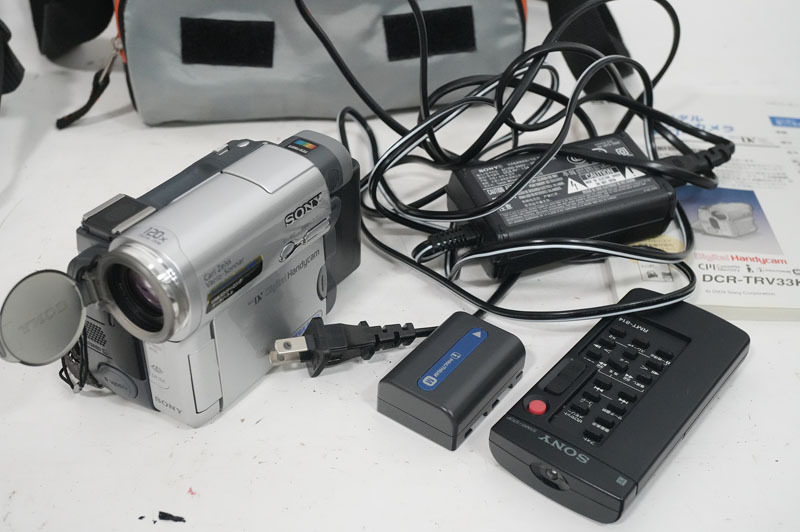 1円~【L924】ビデオカメラまとめ　SONY/DCR-TRV33/DCR-PC1　Victor/GR-LT91　HITACHI/VM-E120 など　ケース付あり　部品取り　現状品_画像4