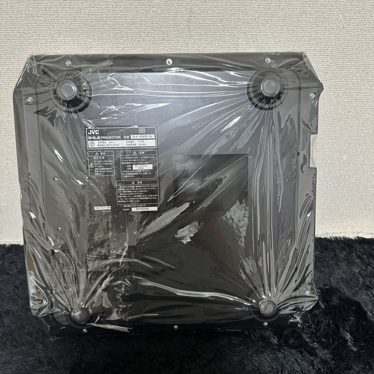 高級 JVC D-ILA PROJECTOR DLA-X590R-BJ プロジェクター 4K/HDR対応 電源 リモコン付き ジェーブイシー ホームシアター_画像6