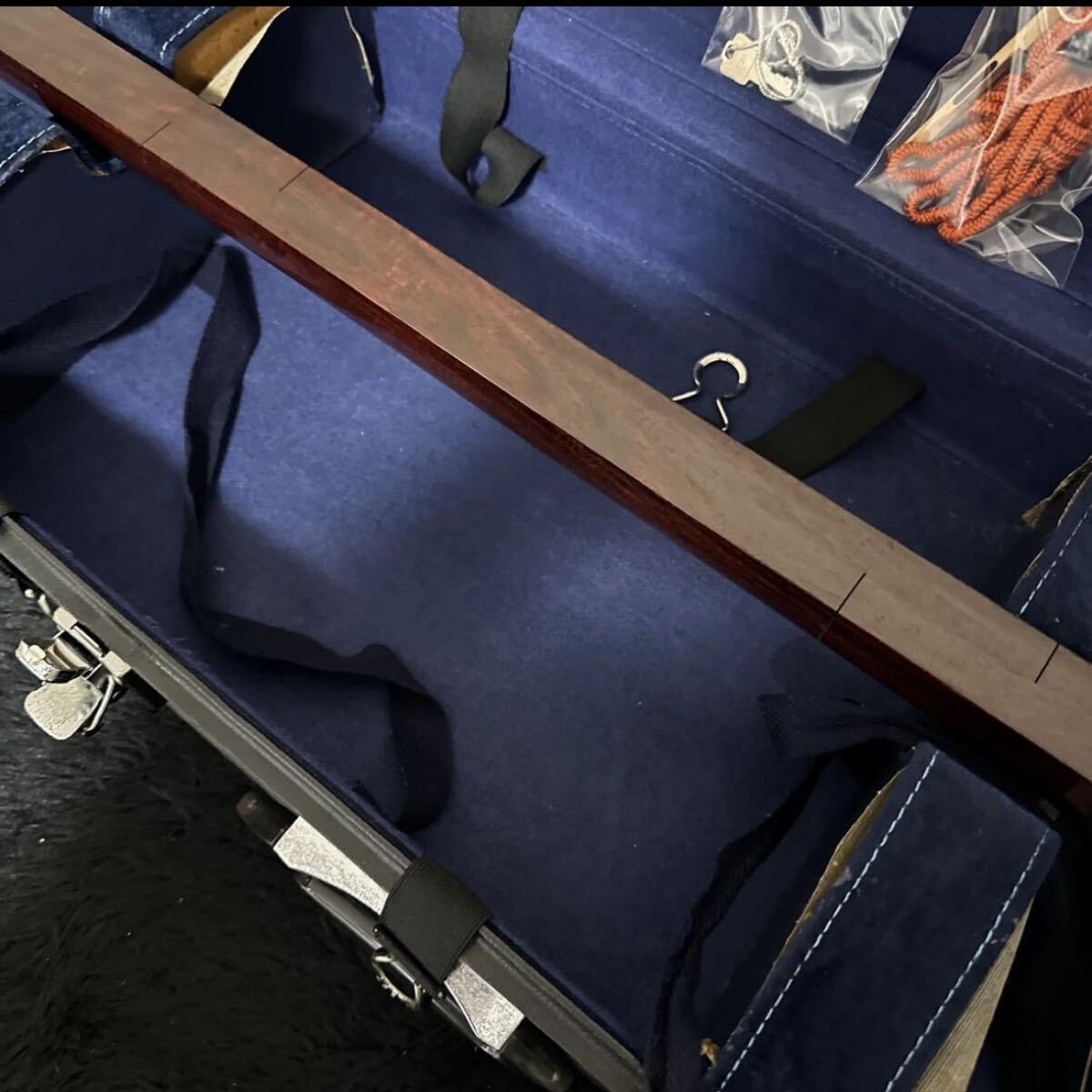 最高級 1円スタート 津軽三味線 太棹 和楽器 綾杉彫り ケース付属 雅楽 トチ 1円~_画像3