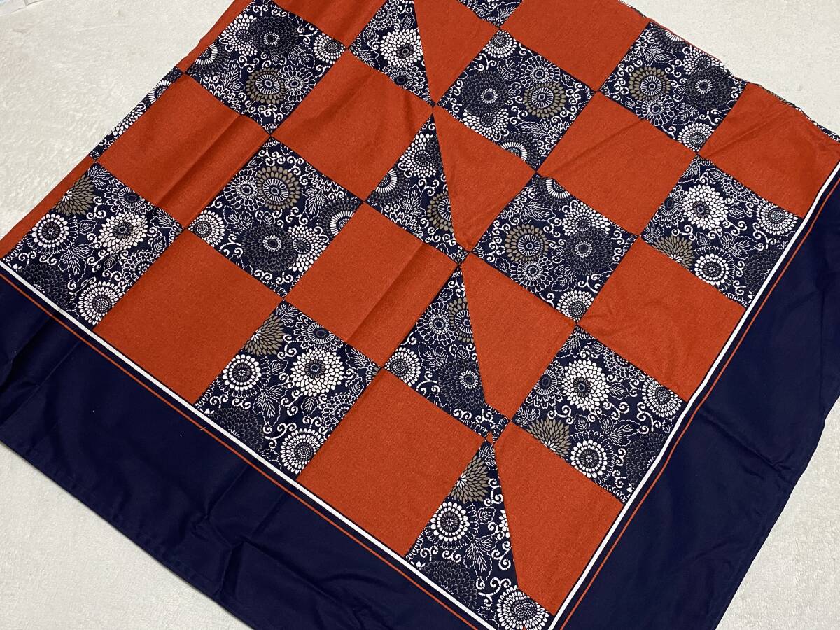 ★新品【日本の粋/西川産業】菊唐草　こたつ上掛★_画像3