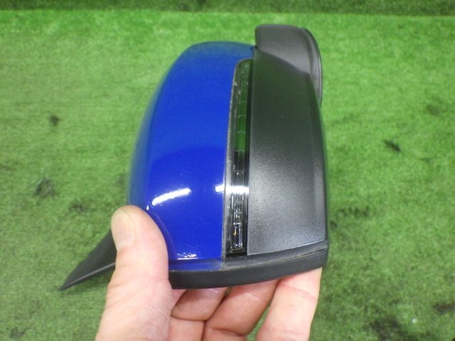 # 即決あり H22年 VW ポロ ABA-6RCGG 6R 右H 右 ドアミラー 8P サイドミラー 水色 LD5E 動作確認済 フォルクスワーゲン [ZNo:07015206]_画像7