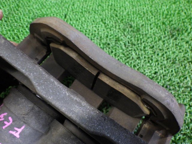 ★ 即決あり H16年 レガシィ TA-BP5 左 フロント ブレーキ キャリパー 26292AG010 [ZNo:07016880]_画像5