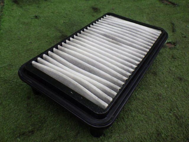 ★ 即決あり H14年 AZオフロード TA-JM23W エアクリーナー エアクリ K6AT 1A15-13-320 [ZNo:06027519]_画像2