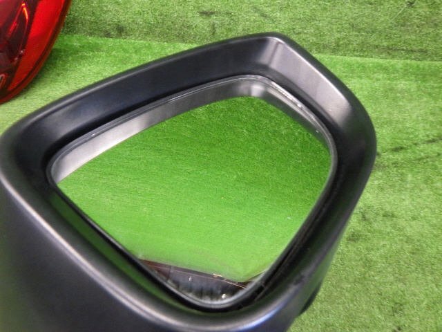 ★ 即決あり H28年 デミオ LDA-DJ5FS DJ 右 ドアミラー 7P サイドミラー D09L-69-121C 黒パール 41W 動作確認済 [ZNo:07014277]_画像3