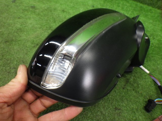 # 目立つ傷無 即決あり H25年 プジョー 208 ABA-A95F01 右 ドアミラー 6P5P サイドミラー 黒パール KTV 動作確認済 [ZNo:07011355]_画像6