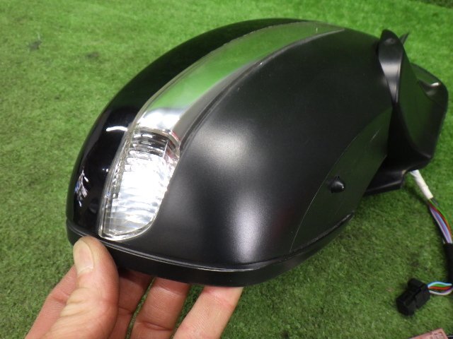 # 目立つ傷無 即決あり H25年 プジョー 208 ABA-A95F01 右 ドアミラー 6P5P サイドミラー 黒パール KTV 動作確認済 [ZNo:07011355]_画像7