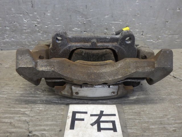 ★ 即決あり H20年 ボルボ XC70 CBA-BB6324XC 右 フロント ブレーキ キャリパー [ZNo:04033248]_画像1