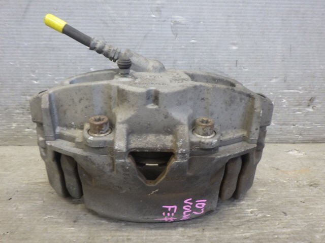 ★ 即決あり H20年 ボルボ XC70 CBA-BB6324XC 右 フロント ブレーキ キャリパー [ZNo:04033248]_画像3