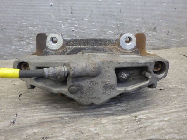 ★ 即決あり H20年 ボルボ XC70 CBA-BB6324XC 右 フロント ブレーキ キャリパー [ZNo:04033248]_画像4