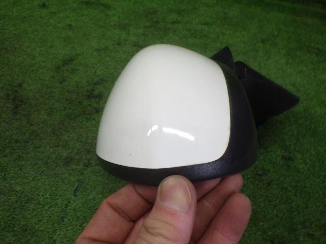 ★ 目立つ傷無 即決あり H23年 フィアット 500 ABA-31212 右 ドアミラー サイドミラー 白パール 268 動作確認済 [ZNo:07015238]_画像5