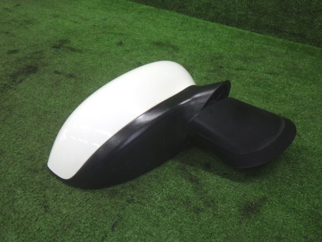 ★ 目立つ傷無 即決あり H23年 フィアット 500 ABA-31212 右 ドアミラー サイドミラー 白パール 268 動作確認済 [ZNo:07015238]_画像6