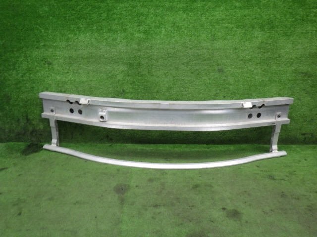 ★ 即決あり H23年 フーガ DBA-Y51 フロントバンパー ホースメント 62030-1MA0B [ZNo:07016616]_画像1