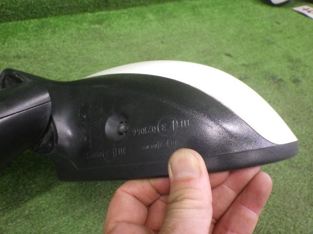 ★ 目立つ傷無 即決あり H23年 フィアット 500 ABA-31212 左 ドアミラー サイドミラー 白パール 268 動作確認済 [ZNo:07015237]_画像6