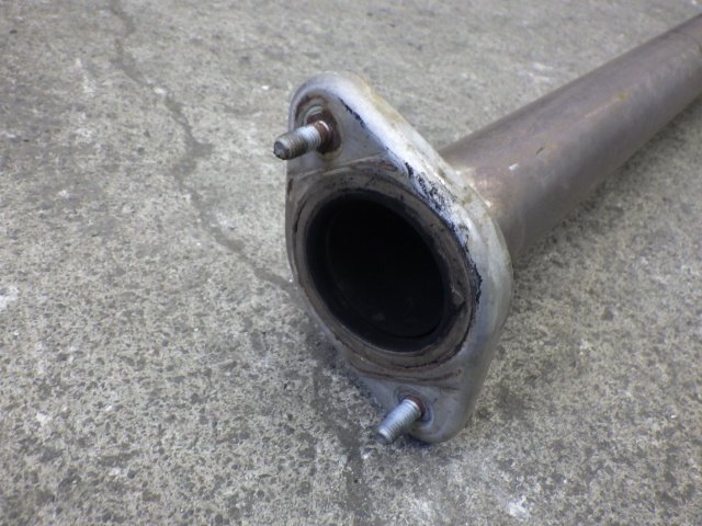 # H24年 アルファロメオ ミト ABA-955142 右H リア マフラー 955A7 36,205km ※個人宅不可(福山通運支店止め)[ZNo:07022578]_画像5