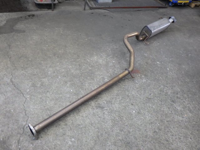 # H24年 アルファロメオ ミト ABA-955142 右H リア マフラー 955A7 36,205km ※個人宅不可(福山通運支店止め)[ZNo:07022578]_画像6