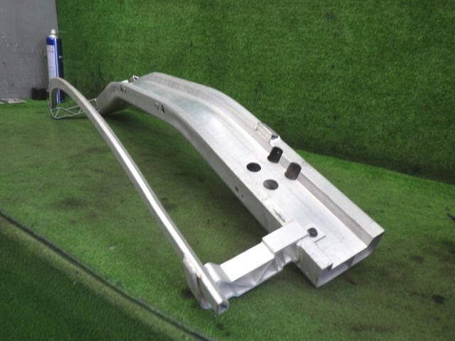 ★ 即決あり H23年 フーガ DBA-Y51 フロントバンパー ホースメント 62030-1MA0B [ZNo:07016616]_画像6