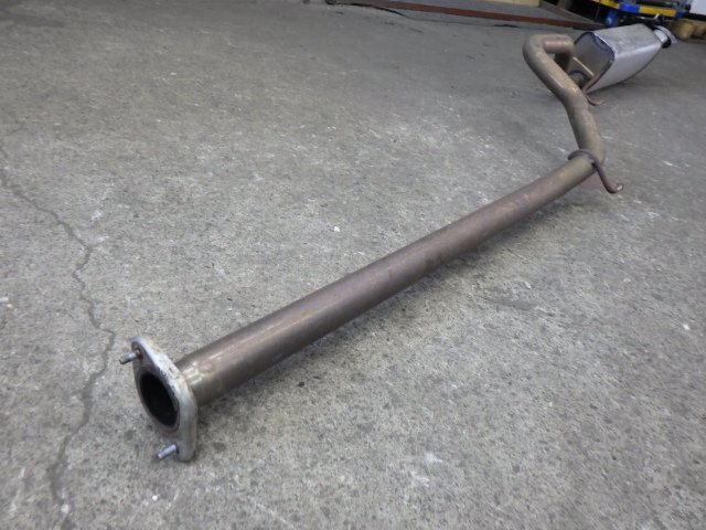 # H24年 アルファロメオ ミト ABA-955142 右H リア マフラー 955A7 36,205km ※個人宅不可(福山通運支店止め)[ZNo:07022578]_画像7