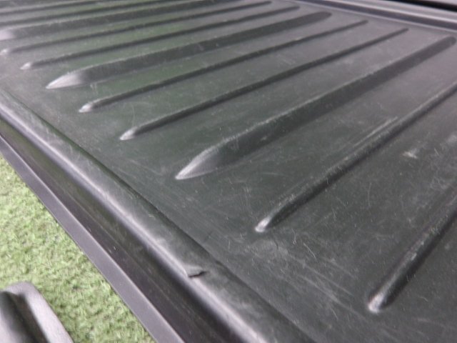 # 即決あり マツダ純正 オプション H18年 MPV LY3P LY ラゲッジ トレイ 3点 セット リア トランク トレー マット 荷台 防水 [ZNo:07025876]_画像5