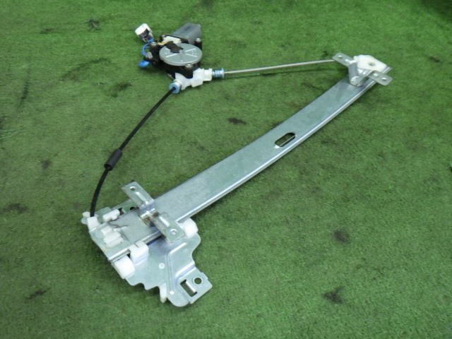 ★ 即決あり H12年 ウィザード TA-UES25FW 右 フロントドア レギュレーター モーター 運転席 [ZNo:06027349]_画像2