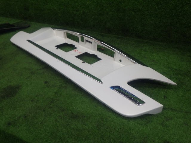 ★ H25年 フーガ HY51 Y51 純正 トランク ガーニッシュ リア フィニッシャー パネル 84862-1ME0A 白パール QAA シーマ [ZNo:05019010]_画像7