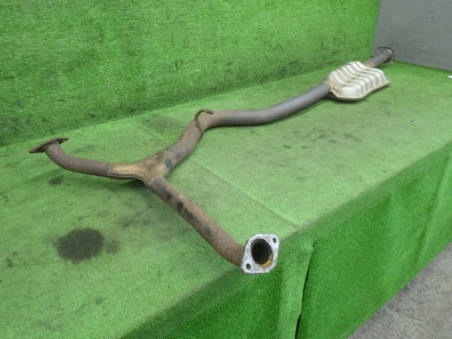 ★ 即決あり H22年 エクシーガ YA5 純正 センター マフラー EJ205 44200YC010 中間 パイプ ※個人宅不可(福山通運支店止め)[ZNo:05036931]_画像1