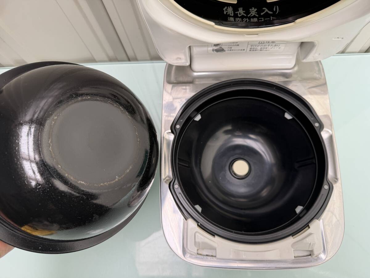 東芝 TOSHIBA 真空圧力IHジャー炊飯器 1.0L炊き RC-10ZWM 2020年製　動作確認済_画像4