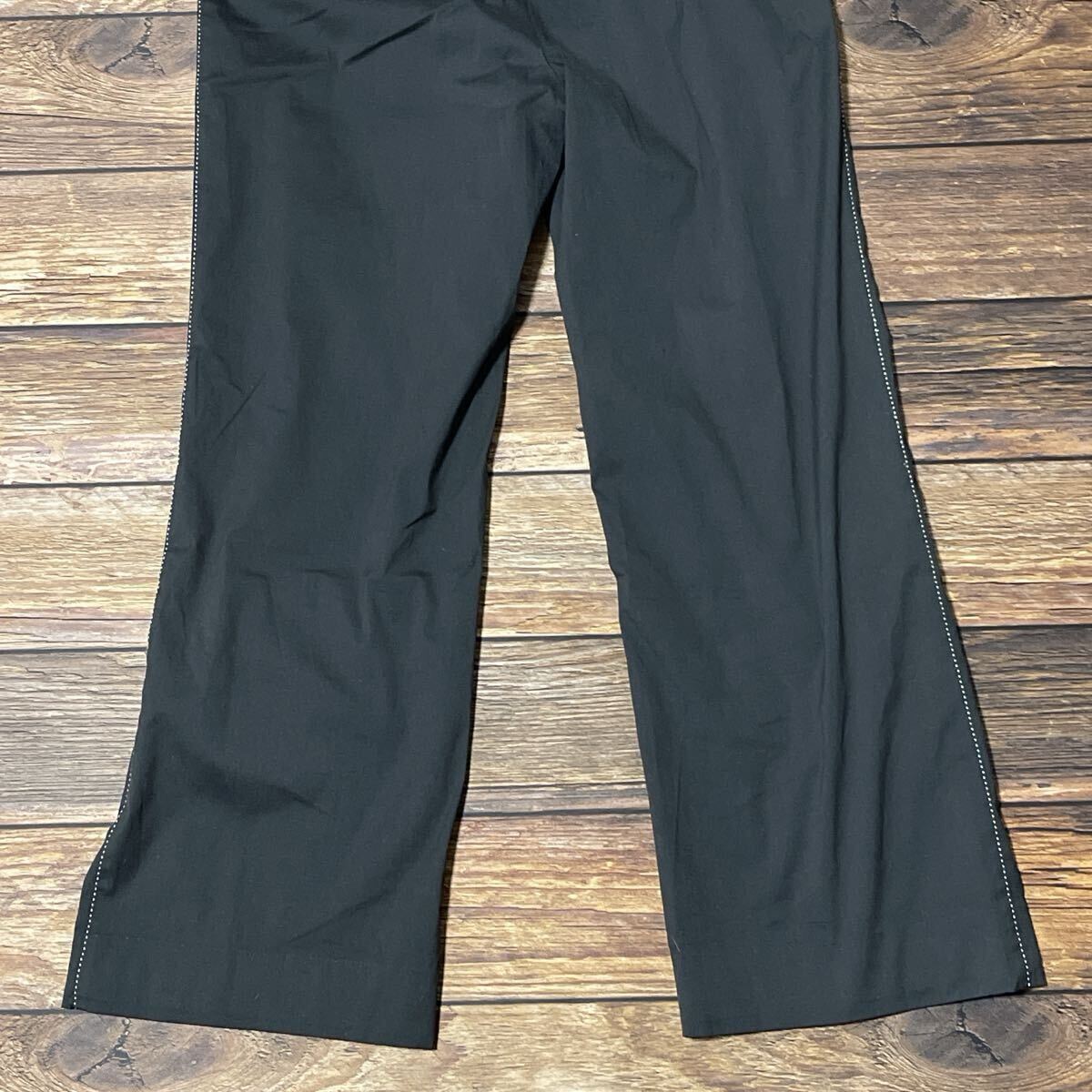 FENDI フェンディ パンツ スラックス ストレートパンツ レディース ボトムス 無地 イタリア製 ビジネス 通勤 通学 ブラック サイズ42 L_画像7