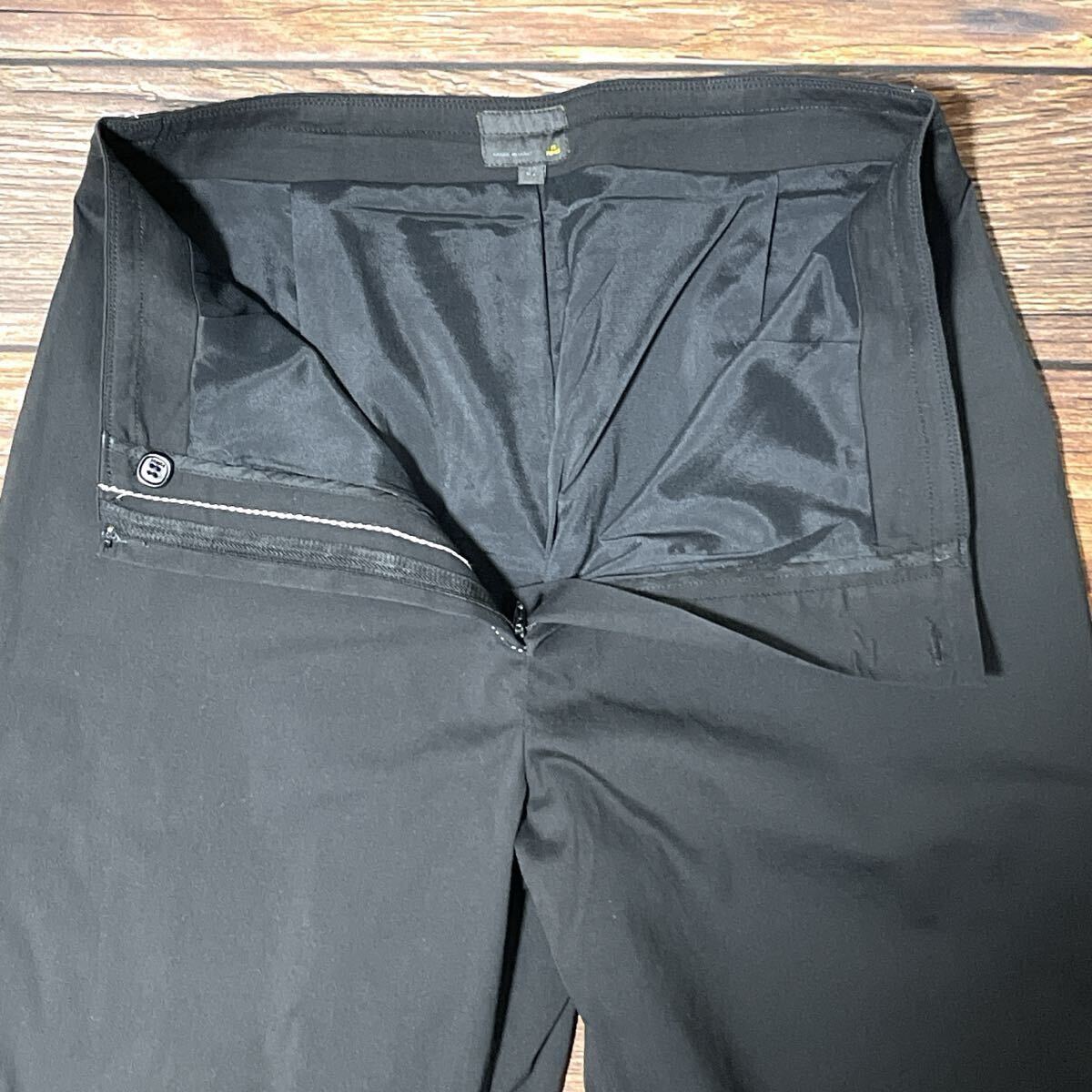 FENDI フェンディ パンツ スラックス ストレートパンツ レディース ボトムス 無地 イタリア製 ビジネス 通勤 通学 ブラック サイズ42 L_画像8