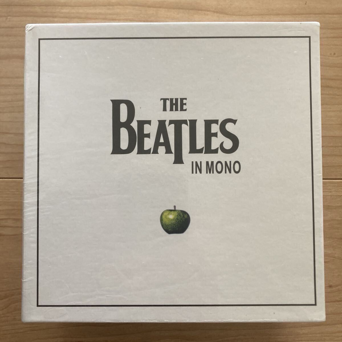 新品未開封　CD13枚組 THE BEATLES／THE BEATLES MONO BOX (輸入盤　printed in JAPAN)_画像1