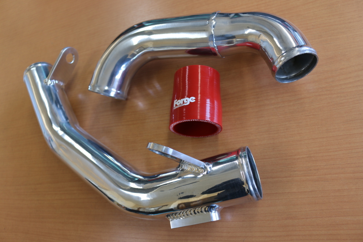 今だけ送料無料 FORGE フォージ プジョー208GTI アルミターボパイプ+レッド・ホース 正規輸入品 新品 未使用 限定特価 _画像4