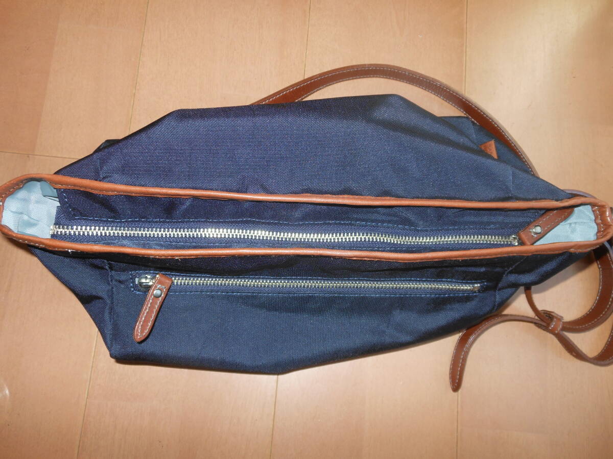 MARGARET HOWELL idea　ナイロン ショルダーバッグ 紺　ネイビー_画像8