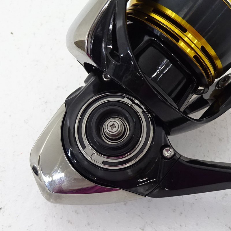 * не использовался * Daiwa 23 Regalis LT2500S-XH вращающийся катушка (DAIWA/ рыболовная снасть )*[FS086]