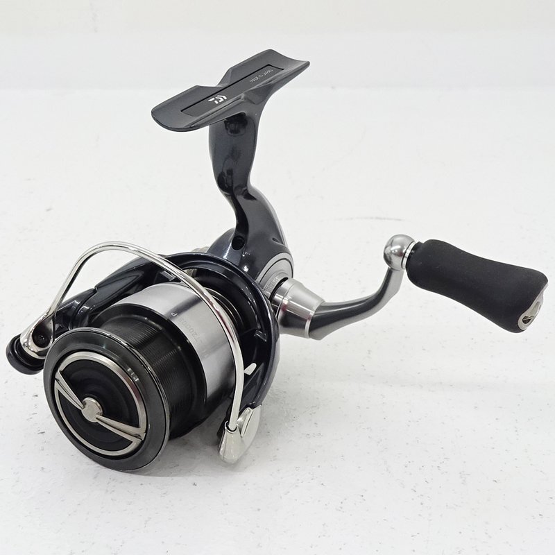 * б/у * Daiwa 24 cell te-toFC LT2000S-P вращающийся катушка (DAIWA/ рыболовная снасть )*[FS085]