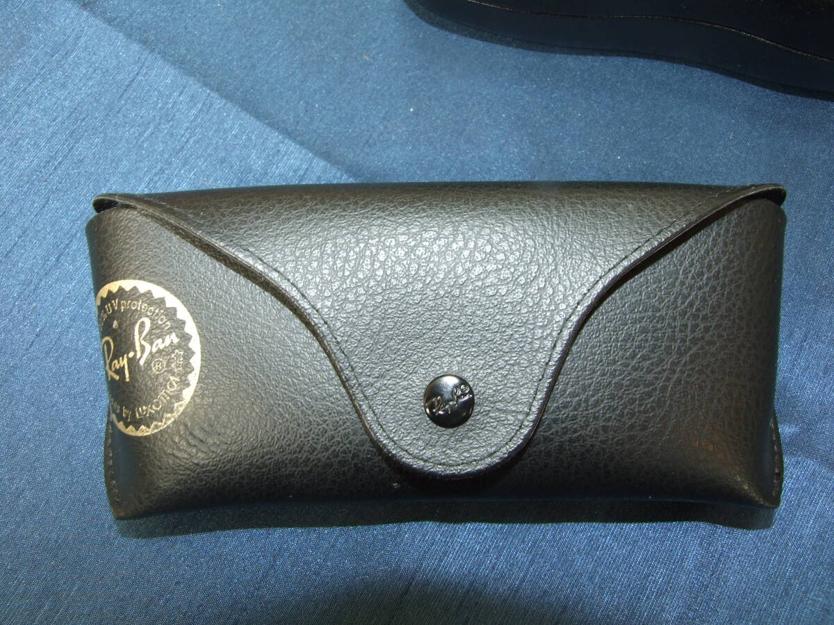 RayBan　レイバン　眼鏡ケース　サングラスケース　３個セット　中古品　郵便送料450円　_画像4