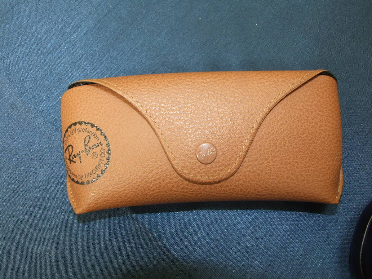 RayBan　レイバン　眼鏡ケース　サングラスケース　３個セット　中古品　郵便送料450円　_画像3