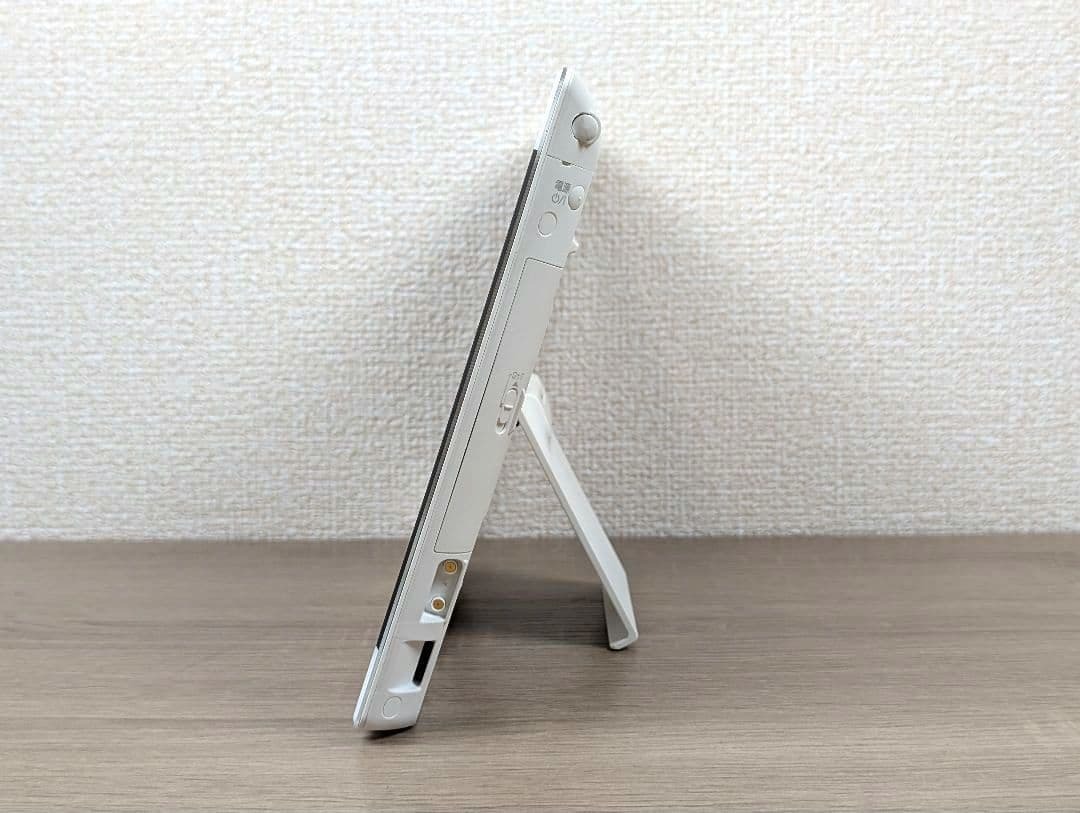 【訳アリ・動作品】Panasonic SV-ME7000 10型ポータブルテレビ_画像4