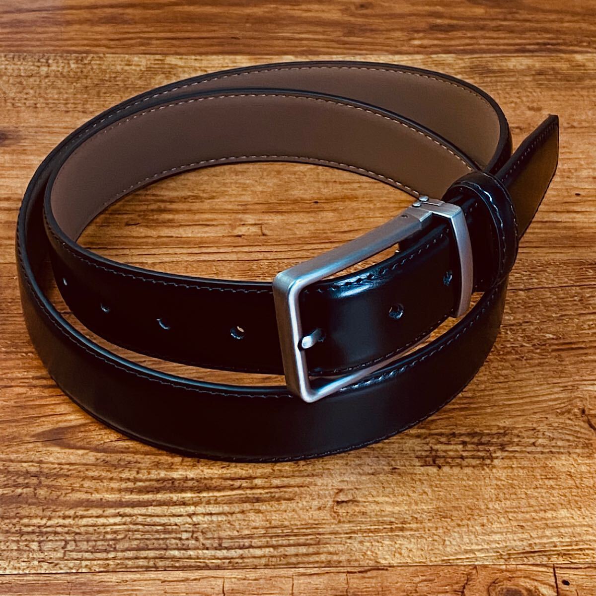 牛革 調整可 イタリアンレザー フリーサイズ カジュアル メンズ ベルト ビジネス 紳士 スーツ 新品 本革 一円　1円　ブラック　黒_画像2