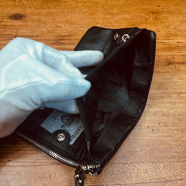 ミドル メンズ 財布 二つ折り財布 本革 牛革 クロムレザー バイカー ウォレット チャーム 新品 未使用 送料無料 一円 1円 ブラック黒_画像8