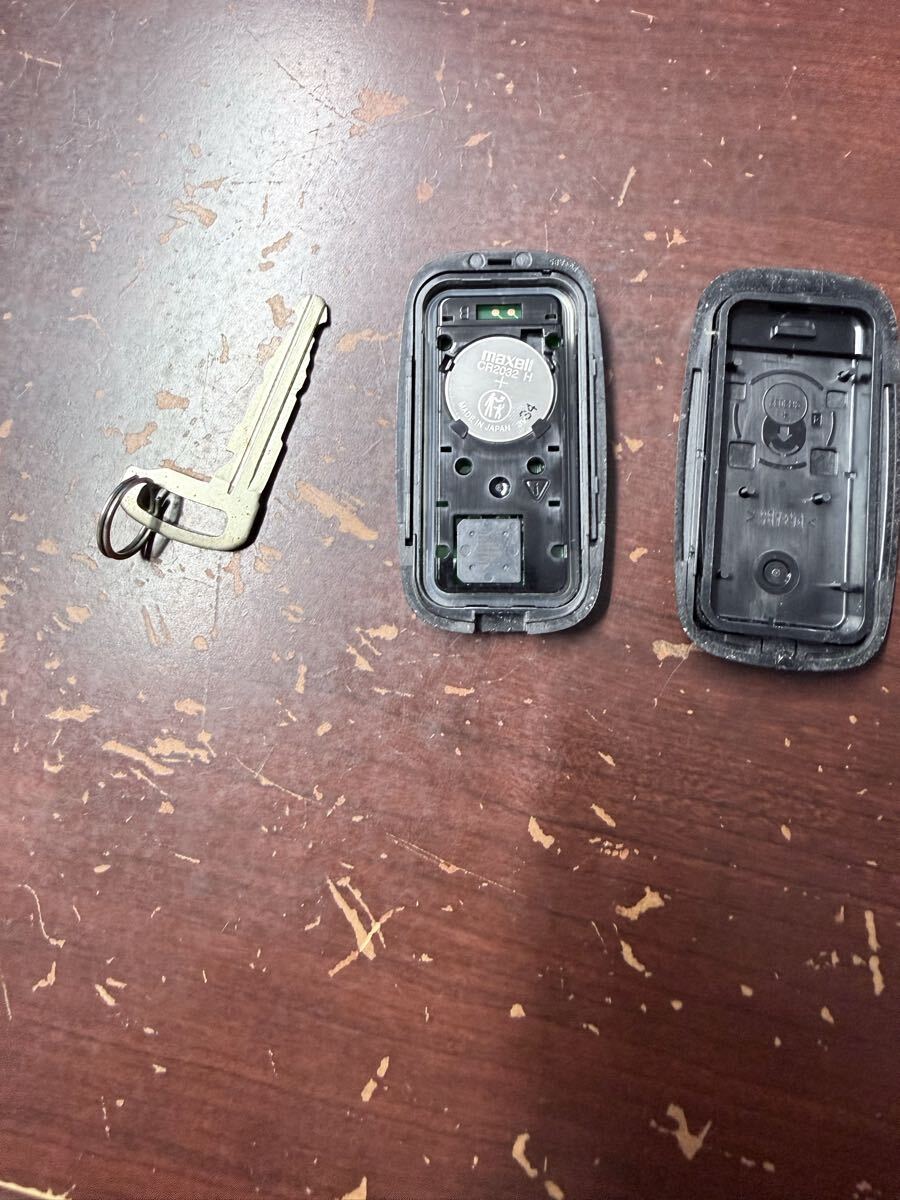 ダイハツ スマートキー　ロッキー　A200S_画像3