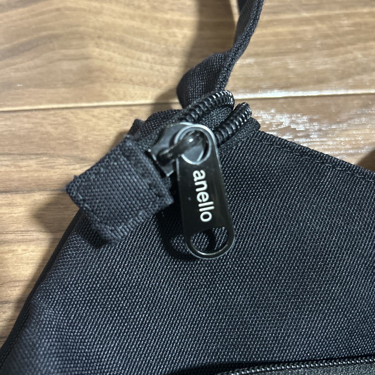 アネロ ショルダーバッグ ブラック 黒 anello カバン ショルダー シンプル 大容量 収納 ポケットたくさん オシャレ _画像3