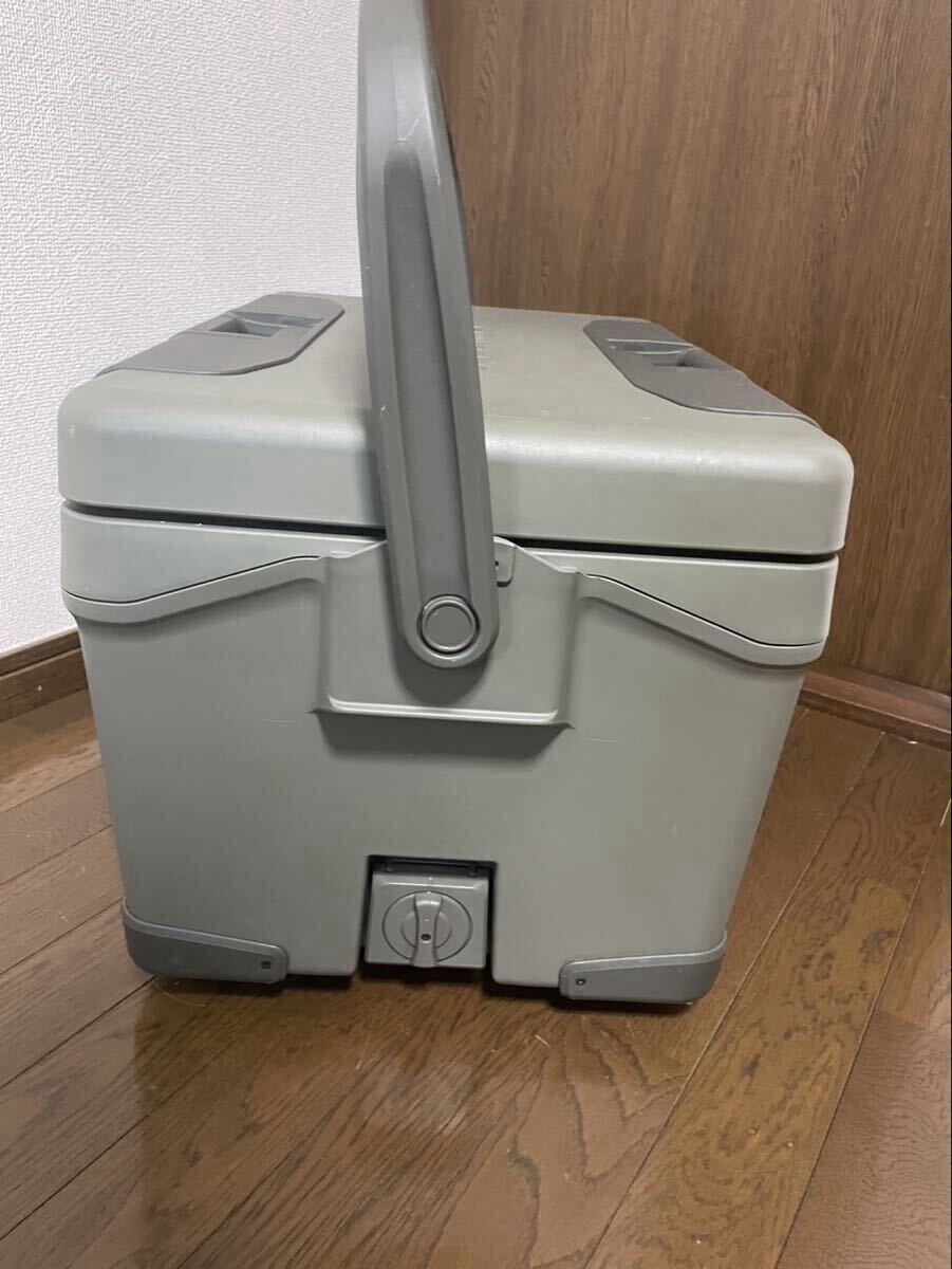 SHIMANO シマノ VACILAND ST ヴァシランドST 32L カーキ クーラーボックス_画像4