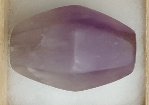 古墳期　伝福岡県出土 質感が良い 紫色の虹彩が見られる　珍しい紫水晶製 大型 4.6㎝切子玉　⑪　検　須恵器翡翠勾玉縄文_画像2