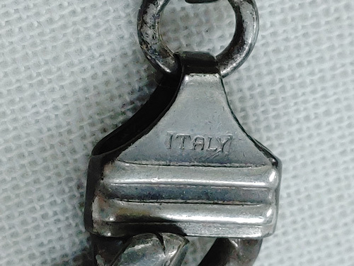 六面喜平ネックレス 銀製 重量約79.3ｇ『IＴAＲY』『925』の刻印ある首飾り 　検　金製品銀根付江戸玩具刀剣短刀日本刀忍者提げ物鍔_画像4