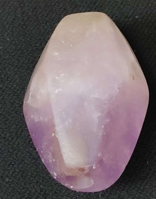 古墳期　伝福岡県出土 質感が良い 紫色の虹彩が見られる　珍しい紫水晶製 大型 4.6㎝切子玉　⑪　検　須恵器翡翠勾玉縄文_画像4