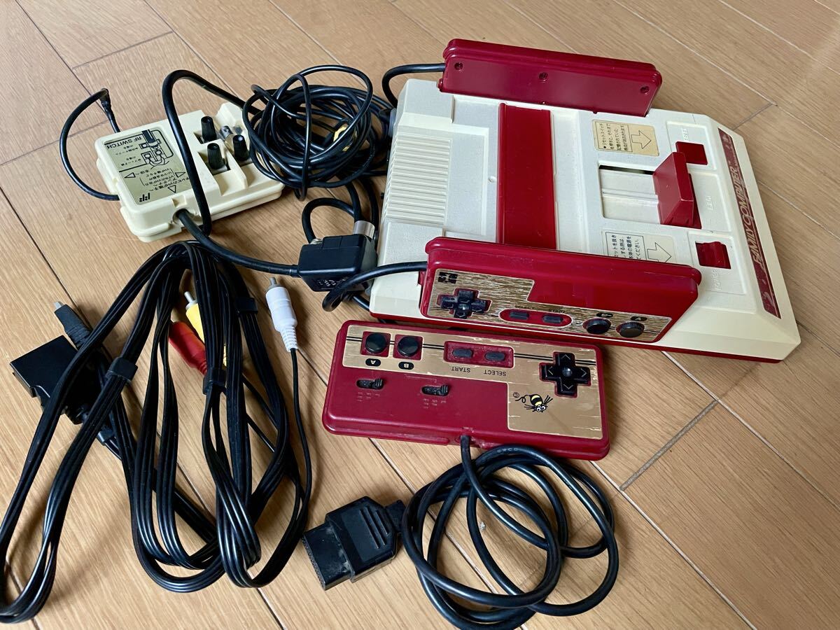 ファミコン ジャンク品 任天堂 ファミリーコンピュータ_画像3