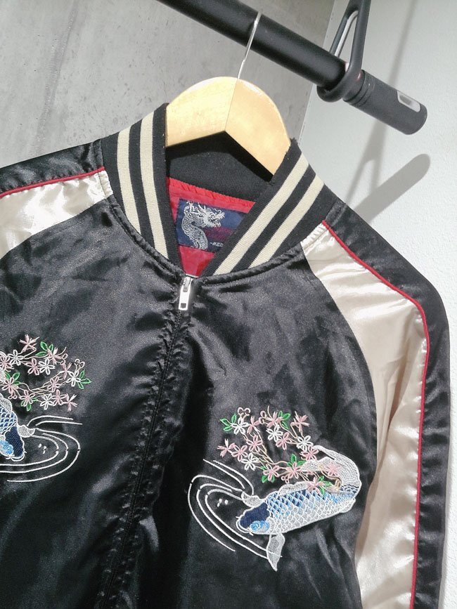 JAPANESE TRADITIONAL ジャパニーズ トラディショナル/月夜鯉 和柄 刺繍 スカジャン M/鯉 桜 満月 スーベニアジャケット/メンズ_画像5