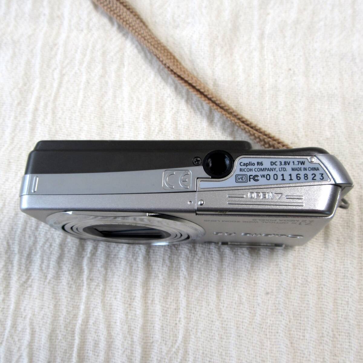 RICOH цифровая камера [Caplio R6]724 десять тысяч пикселей | память 1GB* аккумулятор есть | компактный цифровой фотоаппарат | фотография | фотосъемка | анимация | Ricoh | колпак rio 