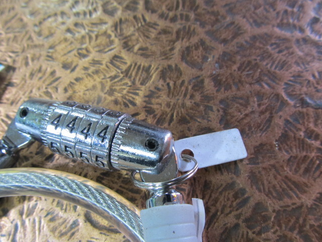 (^－^)　〒230円　ワイヤー錠　ワイヤーロック　長期在庫品　（1109）【千葉市引取OK・パパチャリ】yona_画像4