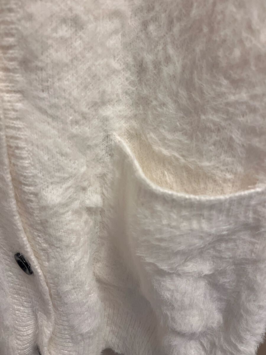 ★未使用★V襟カーディガン 白 オーバーサイズ(大きなサイズ)_画像4