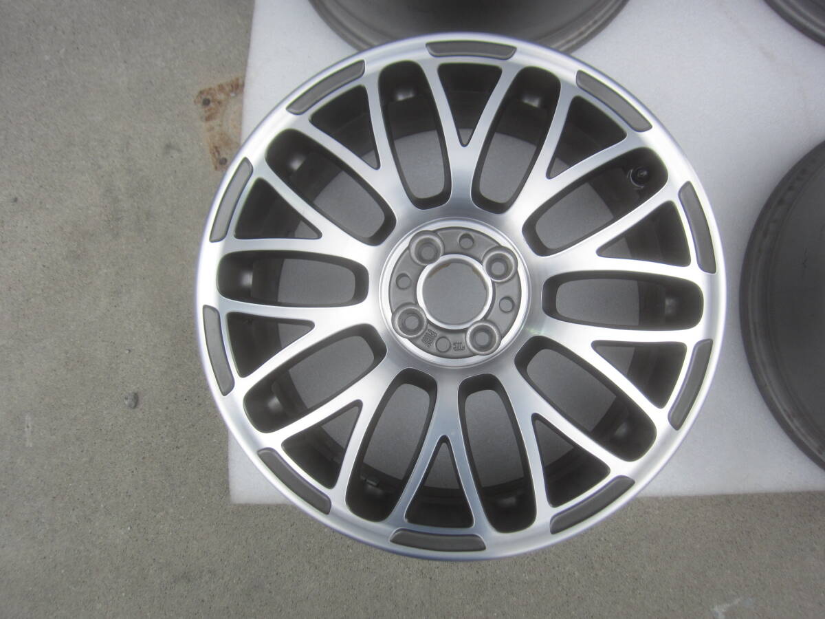 美品　フィアット　アバルト　純正　17インチ　４本　　　　　　　　　　　　　　　７１７_画像1